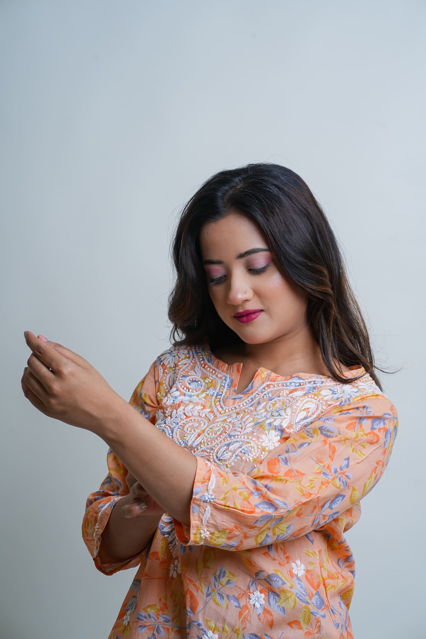 Chikankari Hand Embroidered | Short Kurti | Mul cotton | Peach Floral